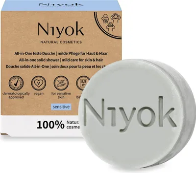 Produktbild von Niyok All-in-One Feste Dusche „Sensitiv“ 80 g - Seife für Körper, Haare und Gesicht, milde Pflege für Haut und Haar, Dusche, Shampoo und Gesichtsreini