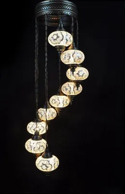 Image de Suspension turque à 9 lumières en verre mosaïque blanc – plafonnier oriental avec 7 boules en verre colorées