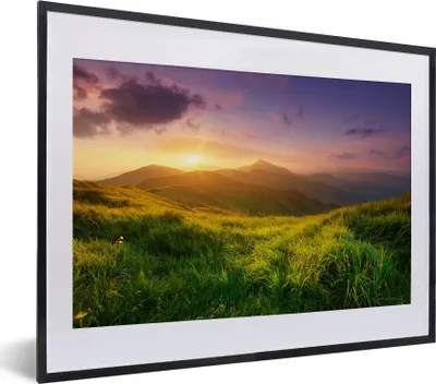 Produktbild von MuchoWow® Gerahmtes Poster Berge - Sonne - Natur 40x30 cm - Poster mit Schwarzem Bilderrahmen Wandposter Rahmen Foto Bilder - Bilderrahmen - Poster im Rahmen