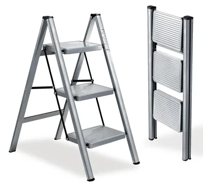 Productafbeelding van Opklapbare ladder met 3 treden, lichtgewicht en draagbaar