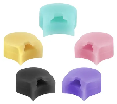 Imagen del producto de Protector de pulgar clarinete - Silicona - Curvado - 5 unidades en cinco colores