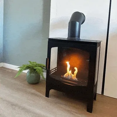 Produktbild von Xaralyn Ethanol-Kamin - Kaminofen Stoove - schwarz Metall - 2,5 kW Heizleistung - freistehend - mit patentiertem Keramik-Ethanolbrenner - klassischer Ethanol-Kamin - Dekokamin
