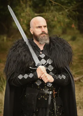 Produktbild von Wildleder Armschützer schwarz, „Vares“, Paar