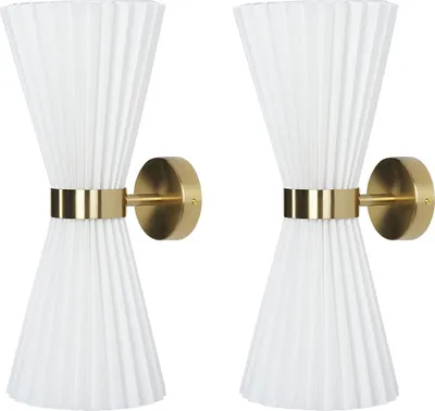 Produktbild von BELIANI Wandleuchte 2er Set Messing und Weiß Metall mit Schirm Stoff Baumwolle 2-Flammig Kegelform Trichterform Rillen-Optik Modern für Schlafzimmer