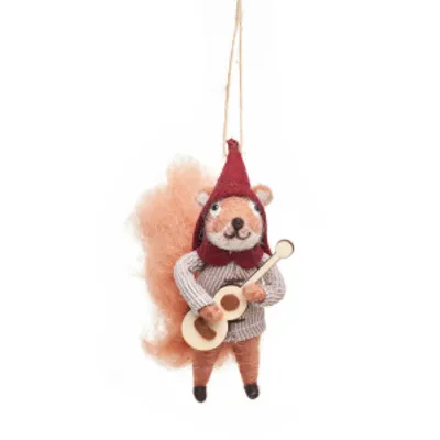 Produktbild von Weihnachtsanhänger aus Filz mit Eichhörnchen als Musikanten - Sass & Belle