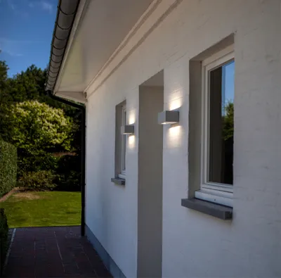 Produktbild von LUTEC LED Aussenwandleuchte 2fach 4000 K 10,5W IP54 Weiß