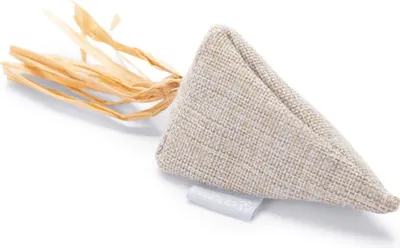 Obrázek produktu pro Polštářek Beeztees Catnip Yeti – hračka pro kočky – béžový – 20 cm
