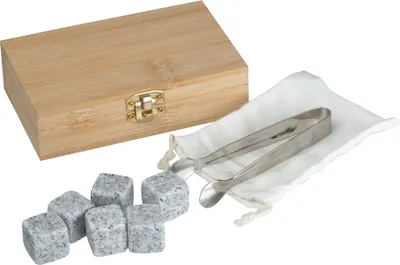 Produktbild von 6 wiederverwendbare Eiswürfel aus Granit mit Edelstahlzange in einer Bambusbox