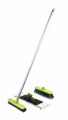 Produktbild von Bodenpflege-Set von Lifetime Clean mit Wischmopphalter, Wischmop, Besen, Schrubber und Metall-Stiel, 5-teilig, Farbe Grün