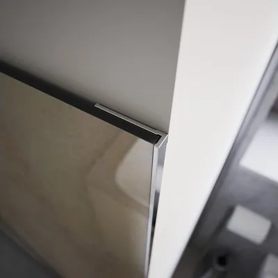 Produktbild von Rückwand Abschlussprofil für Decodesign Flächenbündig chrom Länge 255 cm