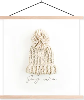 Produktbild von MuchoWow® Textilposter Mütze - Winter - Weiß 60x60 cm mit holzfarbenen Rahmen - Wanddekoration