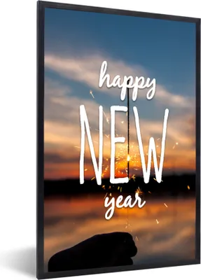 Produktbild von MuchoWow® Gerahmtes Poster Zitate - 'Frohes neues Jahr' - Sprichwörter 60x90 cm - Poster mit Schwarzem Bilderrahmen Wandposter Rahmen Foto Bilder - Kunst