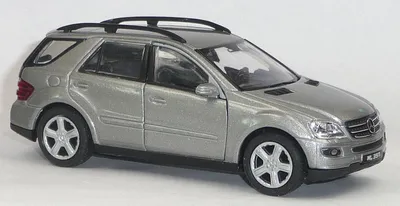 Produktbild von Mercedes Benz ML 350 Sammlermodell silber ca. 12cm
