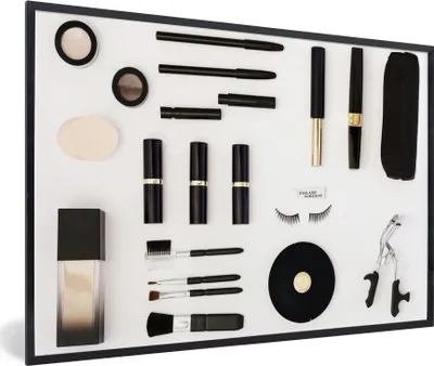 Produktbild von MuchoWow® MuchoWow® Gerahmtes Poster Set mit Make-up 90x60 cm - Poster mit zchwarzem Bilderrahmen - Fotorahmen - Foto-Plakat