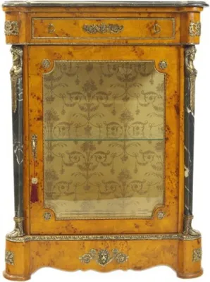 Produktbild von Casa Padrino Empire Vitrine Vogelaugenahorn - Handgefertigt aus Massivholz - Barock Vitrinenschrank