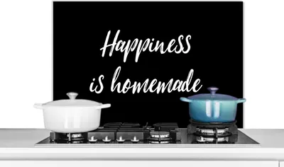 Produktbild von KitchenYeah®  Spritzschutz Küche - Küchenrückwand - Wandschutz für Herd und Spüle - Zitate - Sprichwörter - Das Glück ist hausgemacht - Glück 80x55 - Alu-Dibond (Alternative zum Spritzschutz aus Glas)