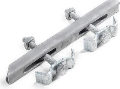 Produktbild von RESKRAT Gitterrost Doppelklemme, Stahl, feuerverzinkt, für Rosthöhen 25/30/40 mm, Maschen 33x33/34x38/30x32 mm, Set, 50 Jahre Korrosionsschutz (EN ISO 12944-2), einfache Montage ohne Spezialwerkzeuge.