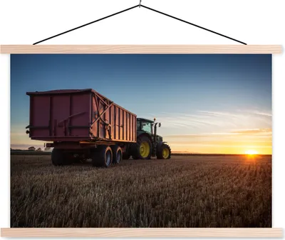 Produktbild von MuchoWow® Textilposter Traktor - Grün - Sonnenuntergang - Horizont - Grün - Landleben 60x40 cm mit holzfarbenen Rahmen - Bilder