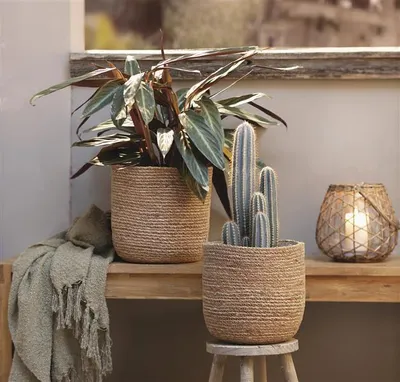 Produktbild von 2x Pflanzkorb "Terra" aus Seegras, braun / rot, Blumentopf, Pflanzkübel, Pflanztopf für Draußen, Blumenkübel