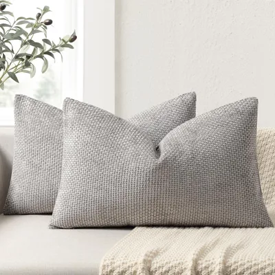 Produktbild von Set mit 2 Kissenbezügen 30x50 cm, hellgrauer Chenille, Dekokissen, Sofakissenbezüge