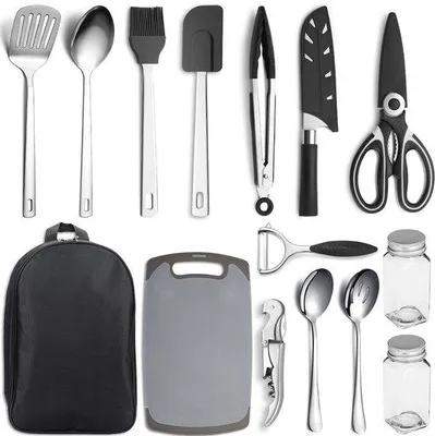 Zdjęcie produktu dla OmGoods - Zestaw naczyń kempingowych - 15-elementowy zestaw - Przenośny i kompletny - Idealny do campingów - Zawiera przydatne akcesoria - Nadaje się do