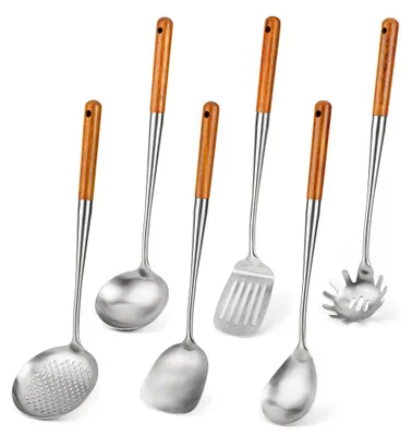 Produktbild von Ein 4-teiliges Küchengeschirr-Set aus 304 Edelstahl mit Holzgriffen