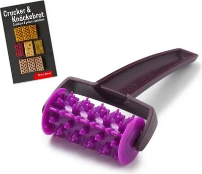 Produktbild von Betty Bossi Teigroller »Cracker Roller« Kunststoff, (1-tlg) zur Herstellung von Knäckebrot und Crackern für raffiniertes Fingerfood.