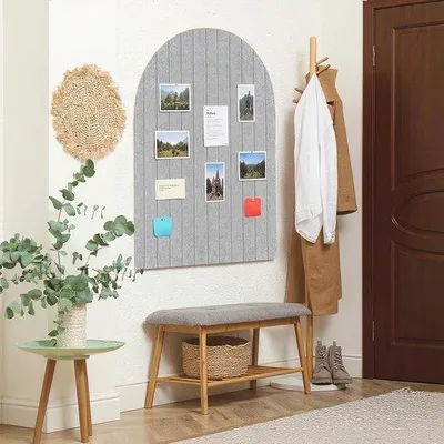 Produktbild von Famanu Pinnwand 60 x 90 cm - Aus hochwertigem Filz und selbstklebend, inkl. Pinnnadeln