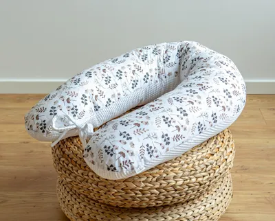 Produktbild von 190 cm L/XL Kissen Seitenschläferkissen Schwangerschaftskissen Stillkissen Bezug WEIß Waffelpique/ BRAUN Blumenwiese Relaxkissen Schlafen LOOLAY