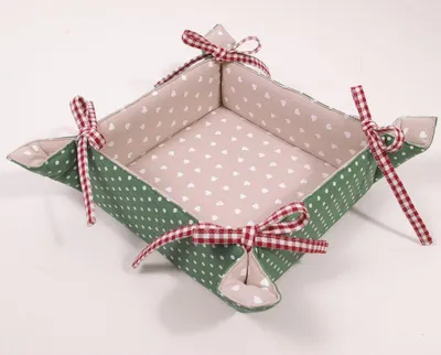 Produktbild von Brotkorb aus Stoff VRONI grün, Punkte & Herzen, in 20x20 cm
