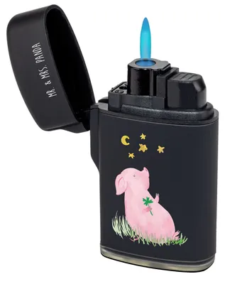 Produktbild von Mr. & Mrs. Panda Feuerzeug Schwein Glück - Schwarz - Geschenk, Glücksbringer, Motivation, Lustige Sprüche, Träume, sturmfeuerzeug, Ziele, Zünder, zigarettenanzünder