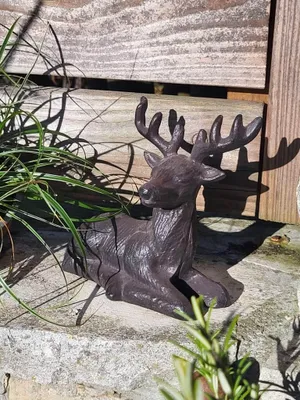 Productafbeelding van Gusseisen, hertenfiguur, liggend