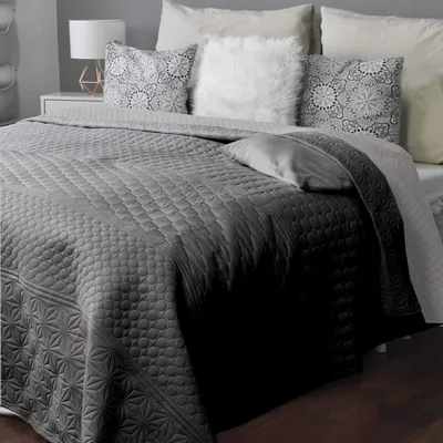 Produktbild von HOMELEVEL Tagesdecke Bett & Sofaüberwurf 240cm x 220cm Bettüberwurf Sofa Tages Decken Betthusse XXL Decke Überwurf (Hellgrau/Dunkelgrau Gemustert)