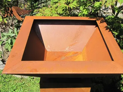 Image de Coupe décorative en inox, carrée, 55 cm