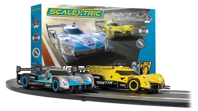 Imagen del producto de Autodromo SCALEXTRIC C1412P - Set de coches Scalextric Ginetta (escala 1:32)