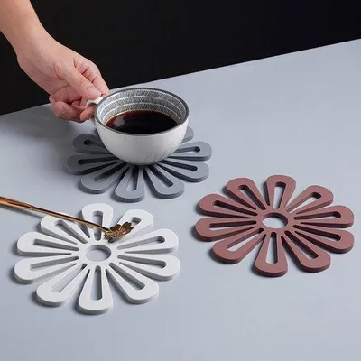 Immagine prodotto di Rondelle in silicone, confezione da 4, resistenti al calore, per padelle in silicone, padelle, piatti e altri coperchi protettivi