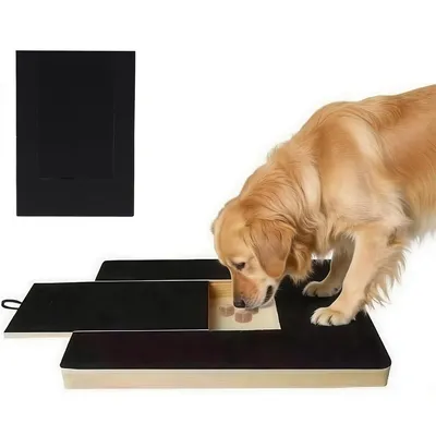 Produktbild von Holz-Hundekratzbrett mit Snackfach, 180er Schleifpapier, Ersatzpapier, sicher für Hundekrallen, ersetzt Krallenschneider, schonendes Nagelpflege-Set