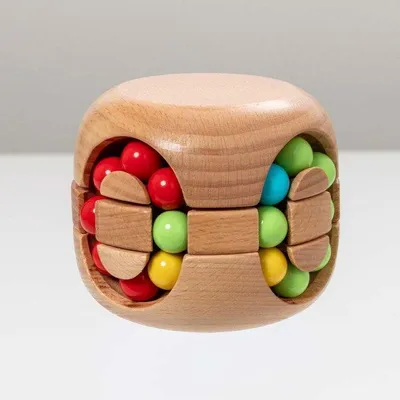 Produktbild von Knobelwürfel aus Holz