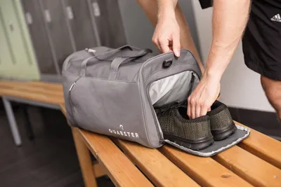 Produktbild von Quabster Uni Sporttasche viele Fächer, Nassfach in Grau