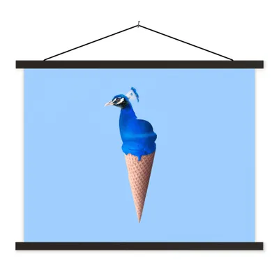 Produktbild von MuchoWow® Textilposter Pfau - Eistüte - Eiscreme - Blau - Vogel 150x113 cm mit holzfarbenen Rahmen - Poster