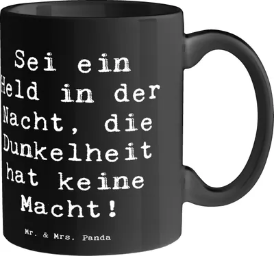 Produktbild von Mr. & Mrs. Panda Teebecher Spruch Angst vor Dunkelheit überwinden - Schwarz - Geschenk, Trost, Kaffeetasse, Trinkbecher, Tasse, Teetasse, Ängste besiegen, Pott, Vertrauem