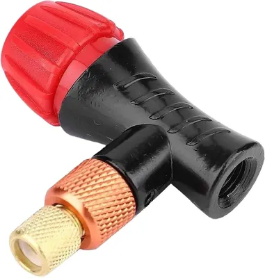 Productafbeelding van CO2-pomp met adapter - Voor Frans en Amerikaans ventiel - MTB en racefiets
