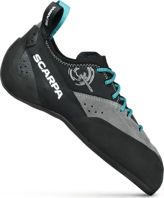 Schnür-Kletterschuh "Generator" von Scarpa; schwarz-grau mit blauen Akzenten; seitliche Belüftungslöcher.