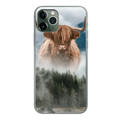 Produktbild von MuchoWow® Handyhülle Schutzhülle Hülle für iPhone 11 Pro Schottische Highlander - Kühe - Nebel Silikon Softcase Handy Hülle - Handy