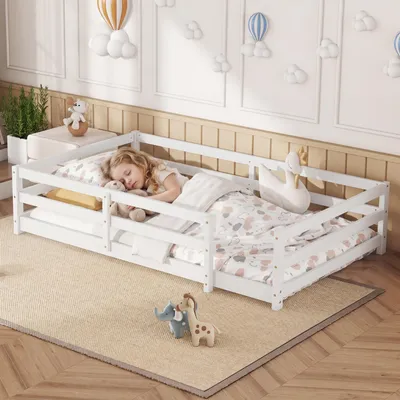 Obrázek produktu pro Montessori postel na podlahu se čtyřstrannou mřížkou – celoplošná, nevyžaduje rošt, borovicové dřevo, snadná montáž (140 × 200 cm, bílá)