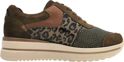 Imagen del producto de Zapatos deportivos para mujer Waldläufer modelo K-Luana, con cordones, color marrón, ideales para uso diario