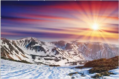 Produktbild von Wallario Wandbild Farbenfroher Sonnenuntergang im Winter - Schnee in den Bergen, Größe: 61 x 91,5 cm, Poster mit rahmenlosen Bildhalter