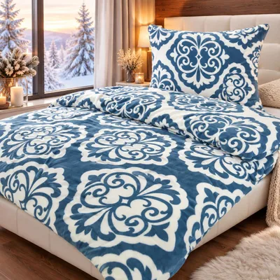 Produktbild von Bettwäsche Winter Flausch Cashmere Touch Uni Wende warm 2 teilig 135x200 mit RV Farbe Ornament Petrol, KI-generiertes Bild