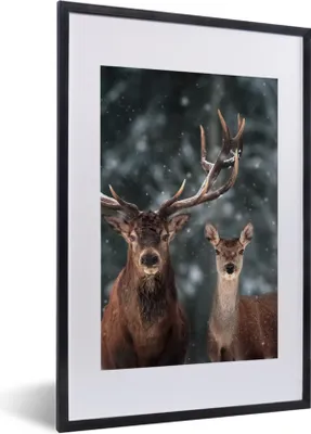 Produktbild von MuchoWow® Gerahmtes Poster Hirsche - Tiere - Winter - Geweih - Schnee - Natur 40x60 cm - Poster mit Schwarzem Bilderrahmen Wandposter Rahmen Foto Bilder - Poster in Rahmen