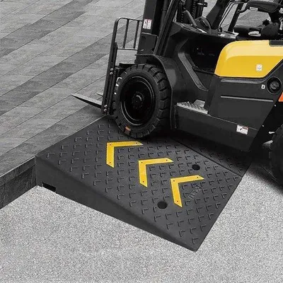 Produktbild von Die Treppenkatastrophe Straßenmontagerampen, Gummischwellenplatten für Lotsen, Rampen für schwere Fahrzeuge(11cm)